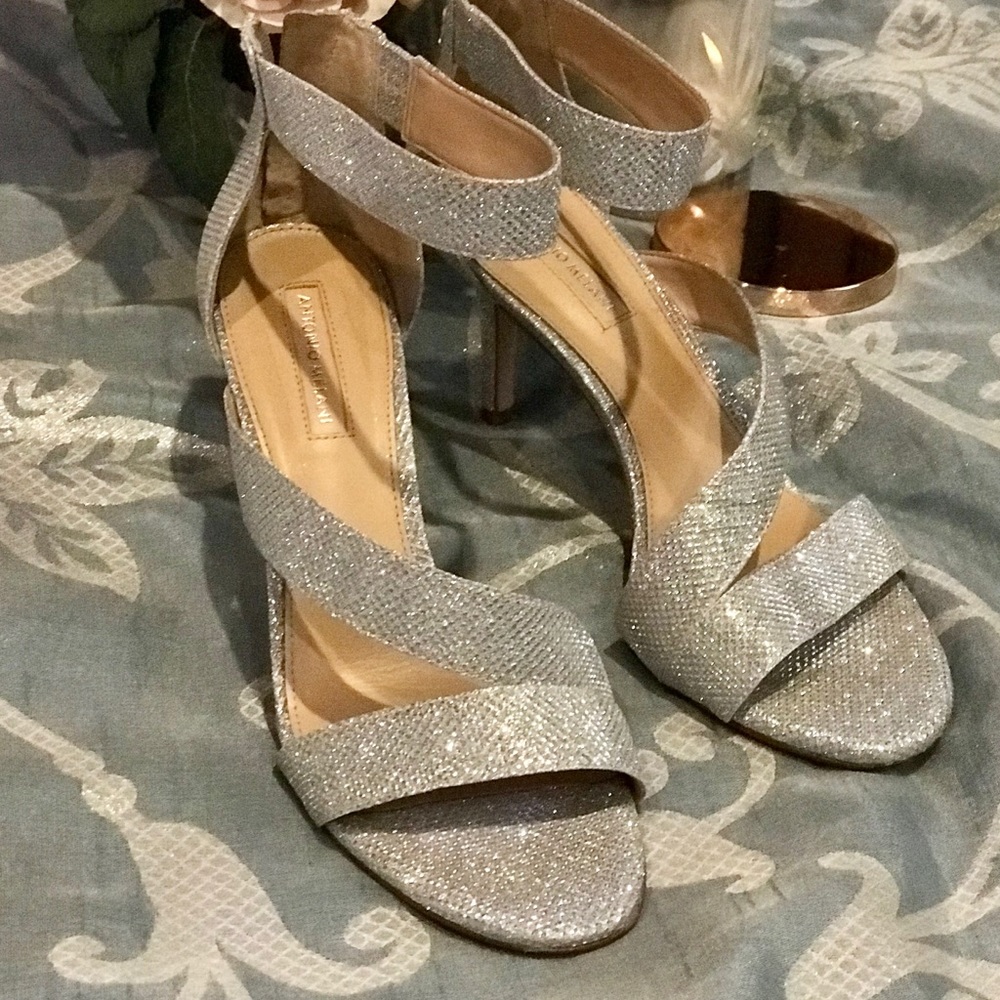 Beatiful Antonio Melani Silver high hill Sandals